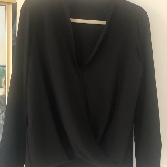 BCBG Blouse : Never Worn - Picture 3 of 5
